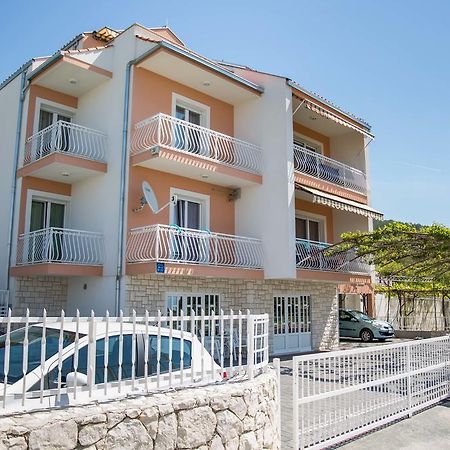 Apartments Nino Подстрана Экстерьер фото