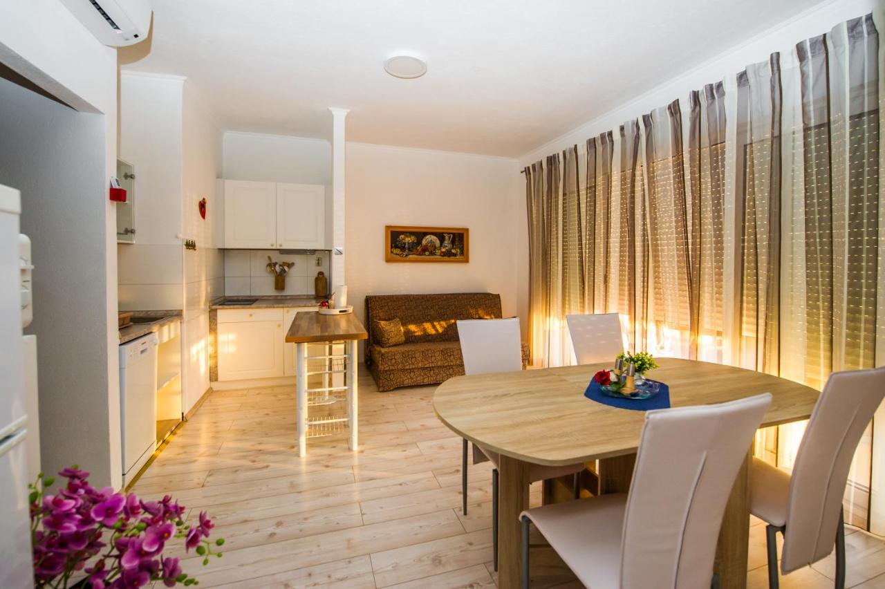 Apartments Nino Подстрана Экстерьер фото